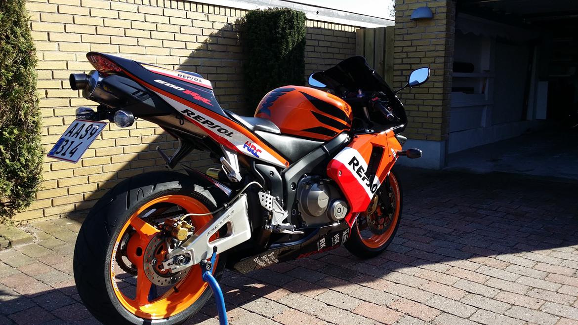 Honda CBR 600 RR  billede 8