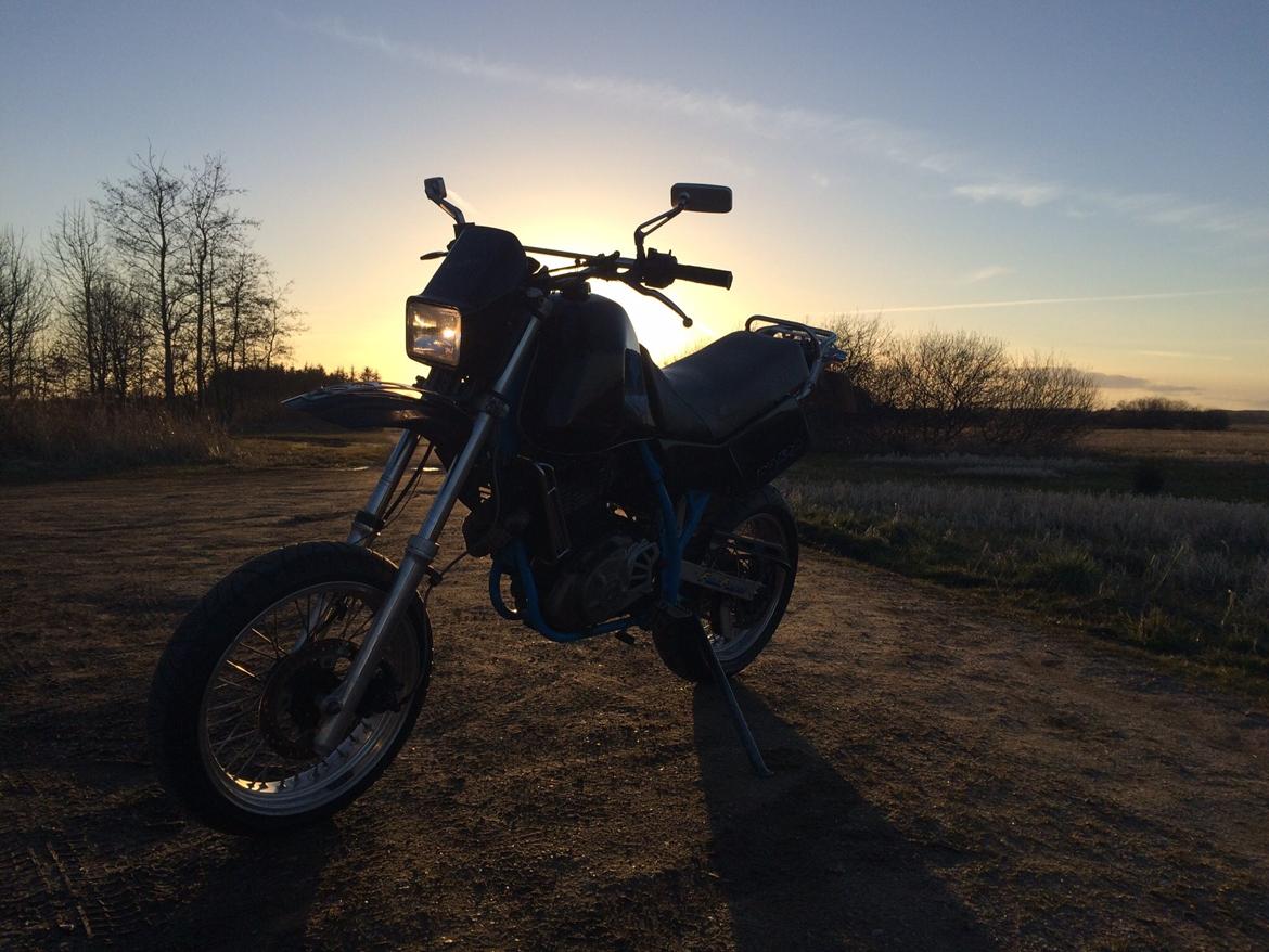 Suzuki DR 600 R billede 4