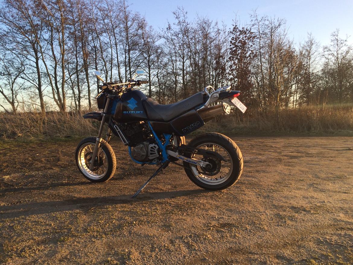 Suzuki DR 600 R billede 5