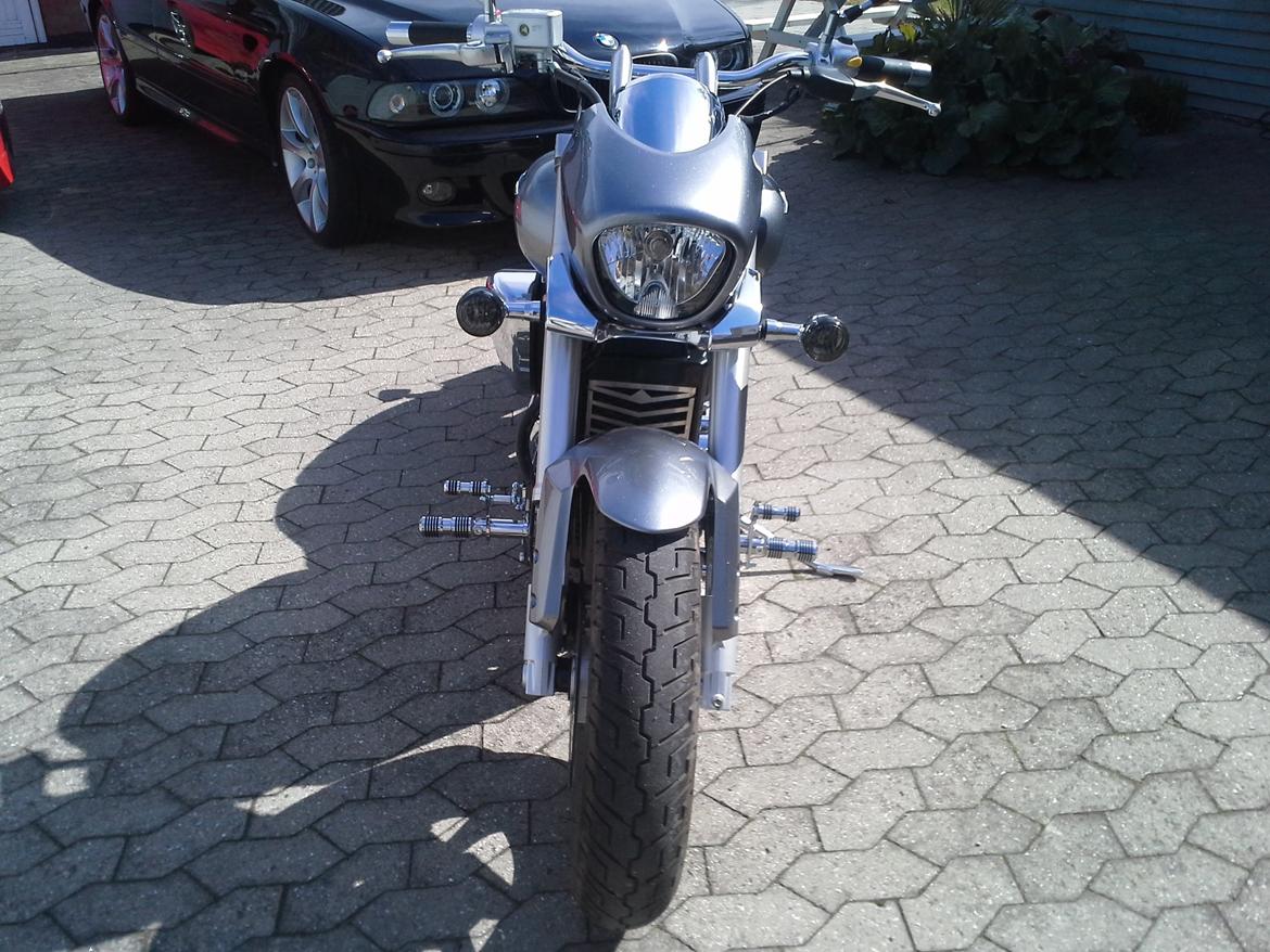 Suzuki VZ 800 billede 2