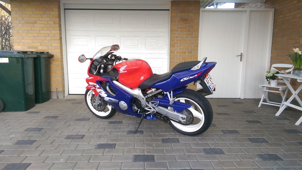 Honda CBR 600 F4 billede 2