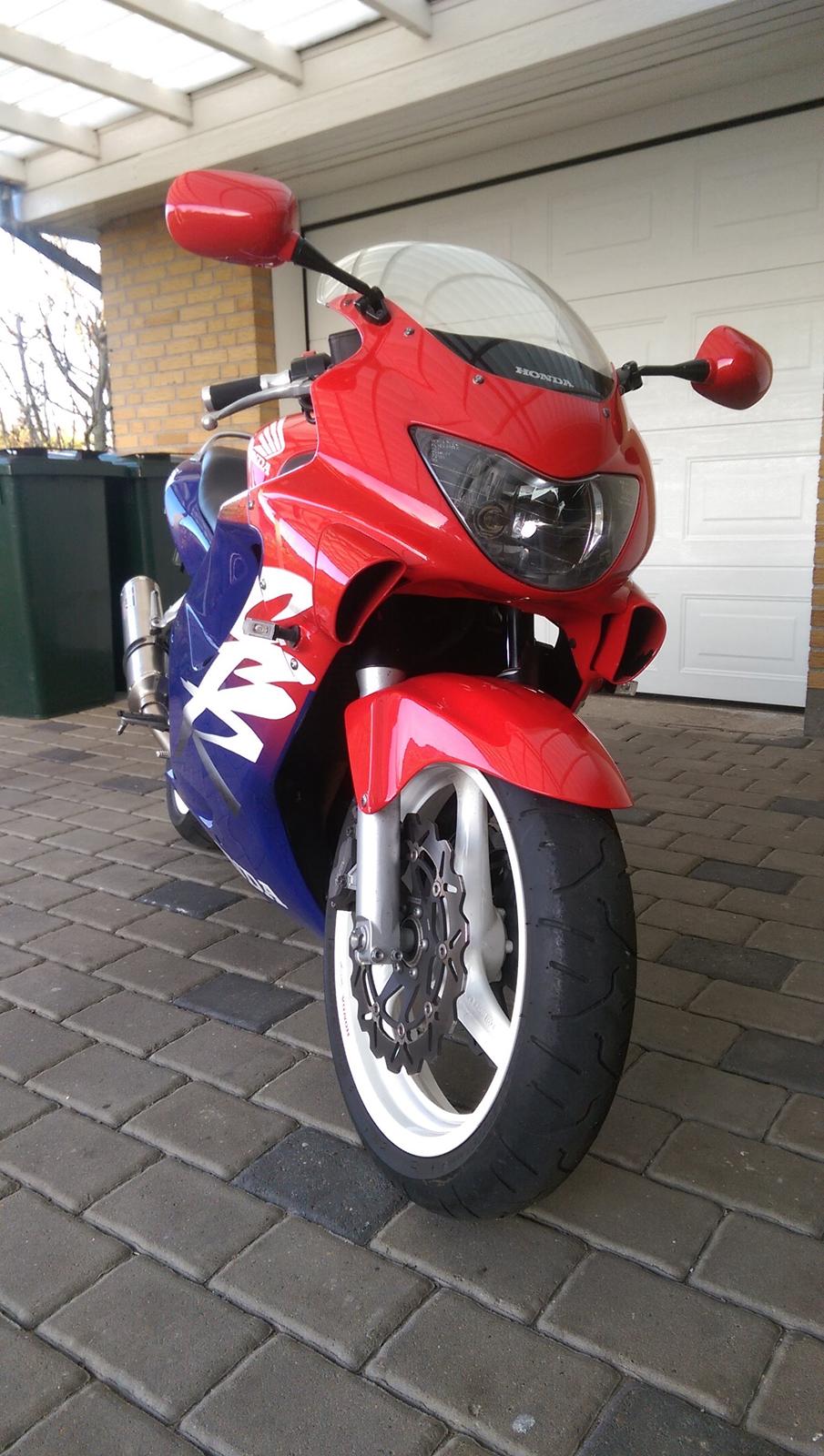 Honda CBR 600 F4 billede 16