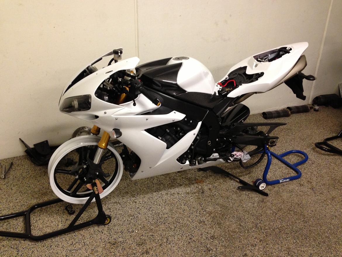 Yamaha R1 billede 18