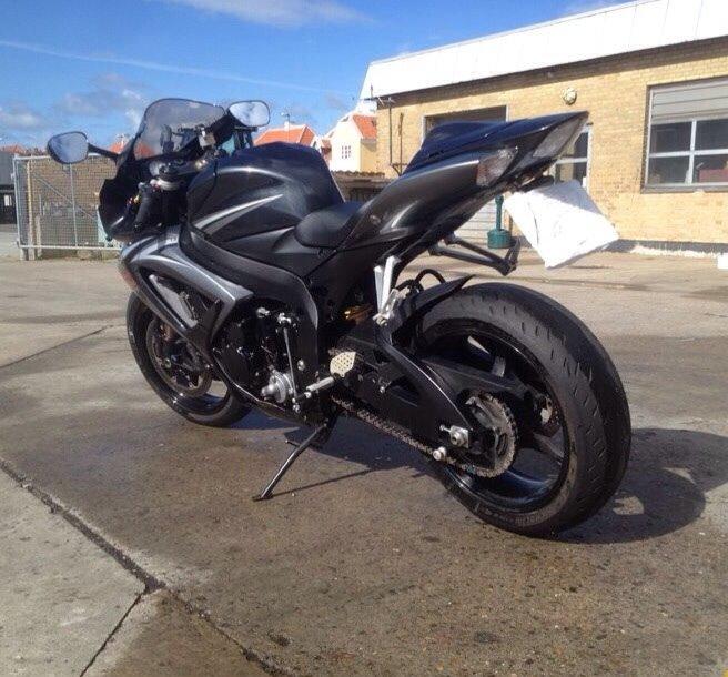 Suzuki Gsxr 750 k7 billede 4