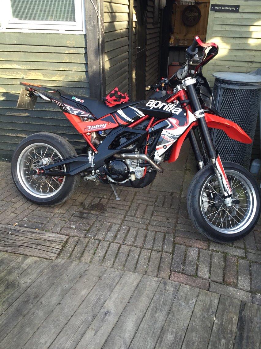 Aprilia SXV Super Moto billede 2