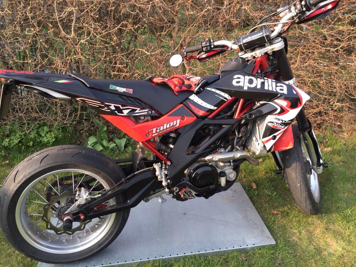 Aprilia SXV Super Moto billede 3