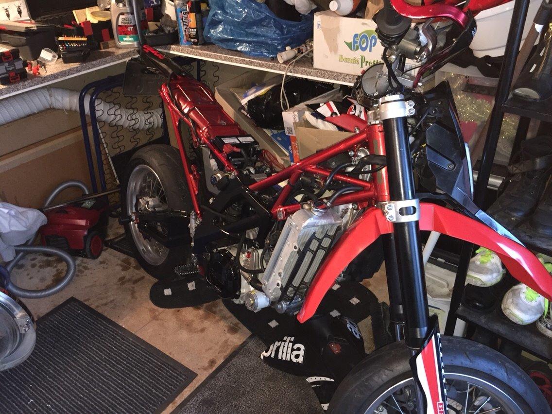 Aprilia SXV Super Moto billede 6