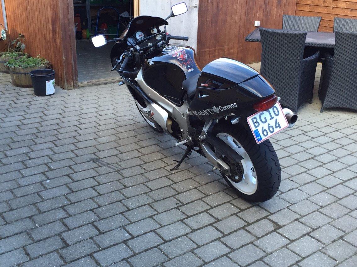 Suzuki Gsx600r billede 6