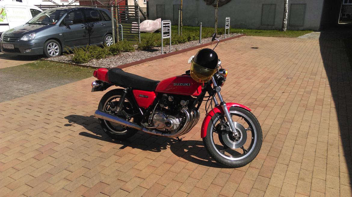 Suzuki GS 550 billede 1