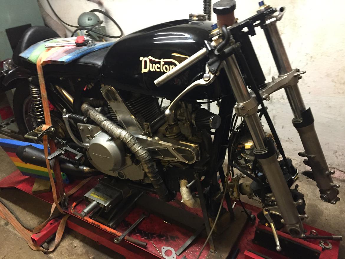 Norton ducton ( norton ,/ ducati moror) billede 15