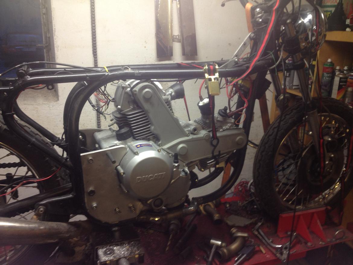 Norton ducton ( norton ,/ ducati moror) billede 17