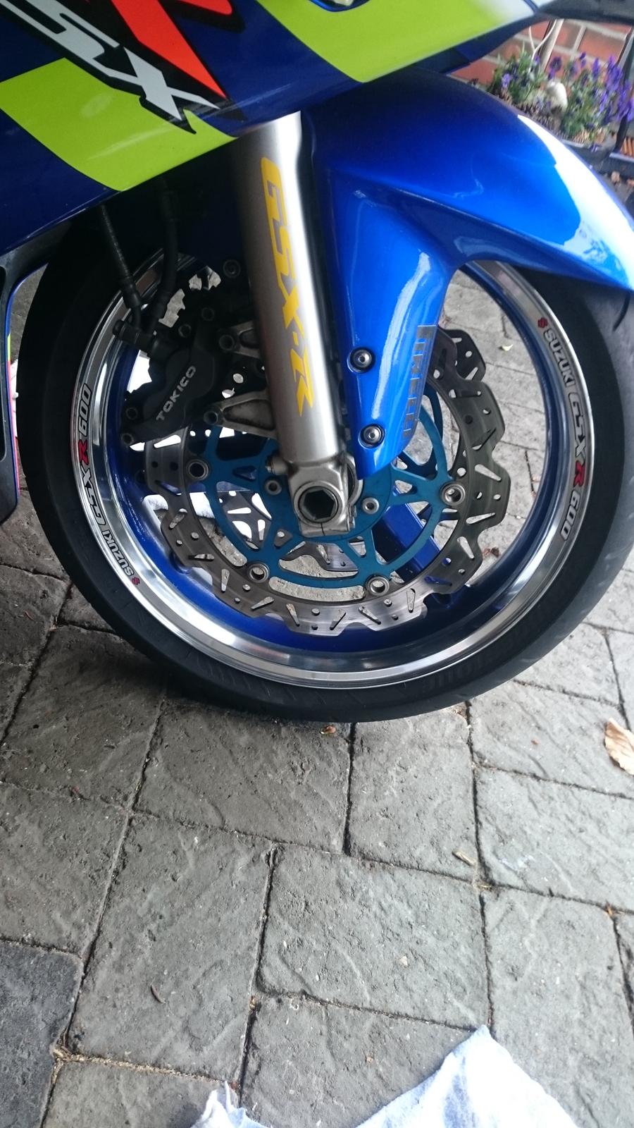 Suzuki gsxr 600 ( movistar edition)  - lidt nyt klister på knallerten :)  billede 5