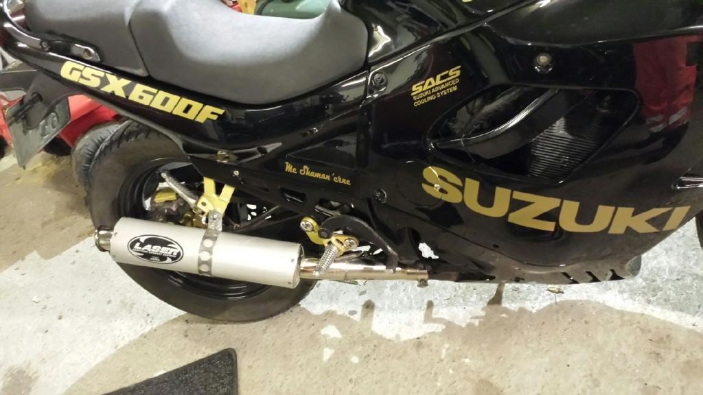 Suzuki GSX 600F SOLGT billede 3