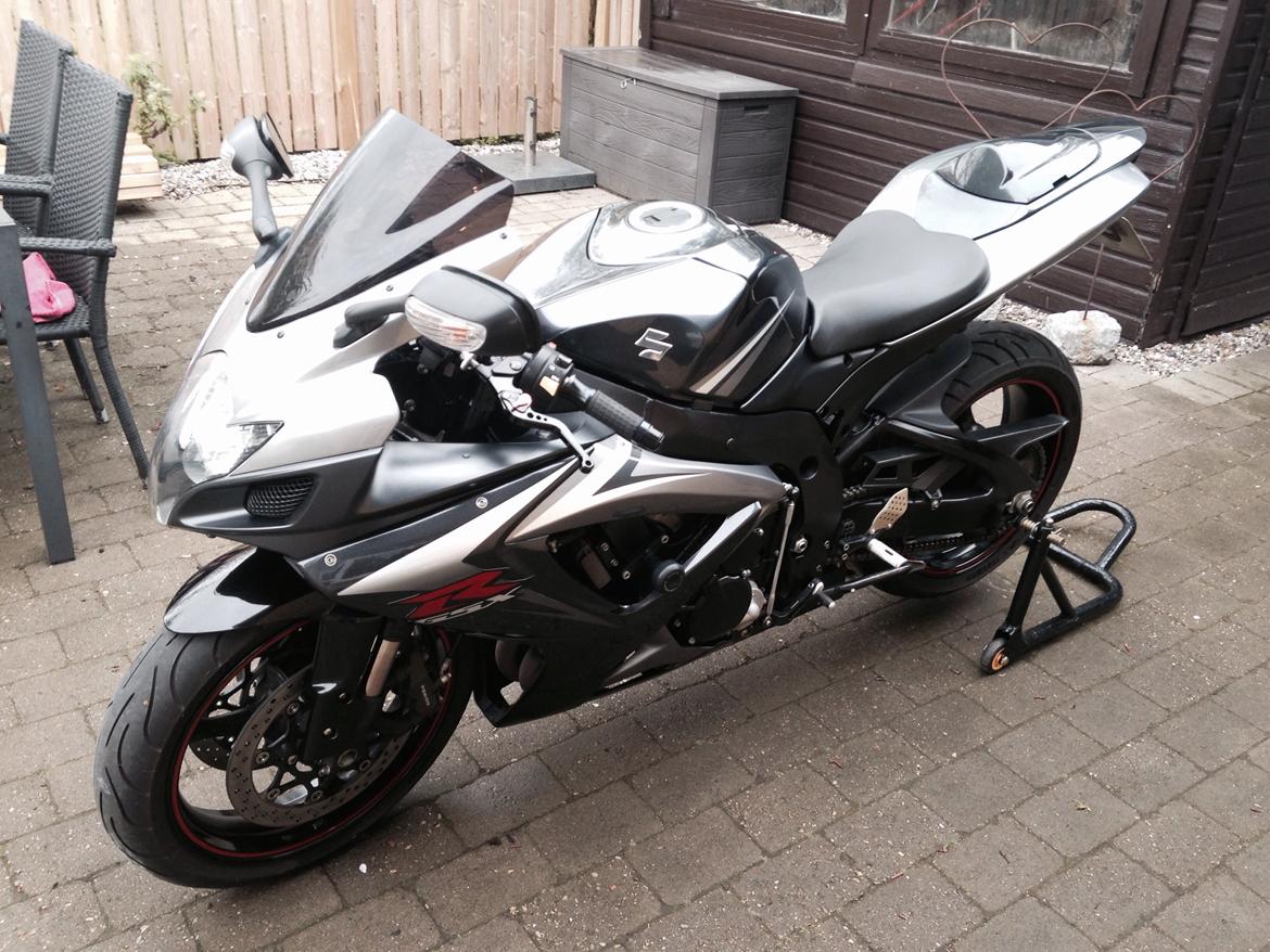 Suzuki Gsxr 750 k7 (Tidl. Motorcykel) billede 2
