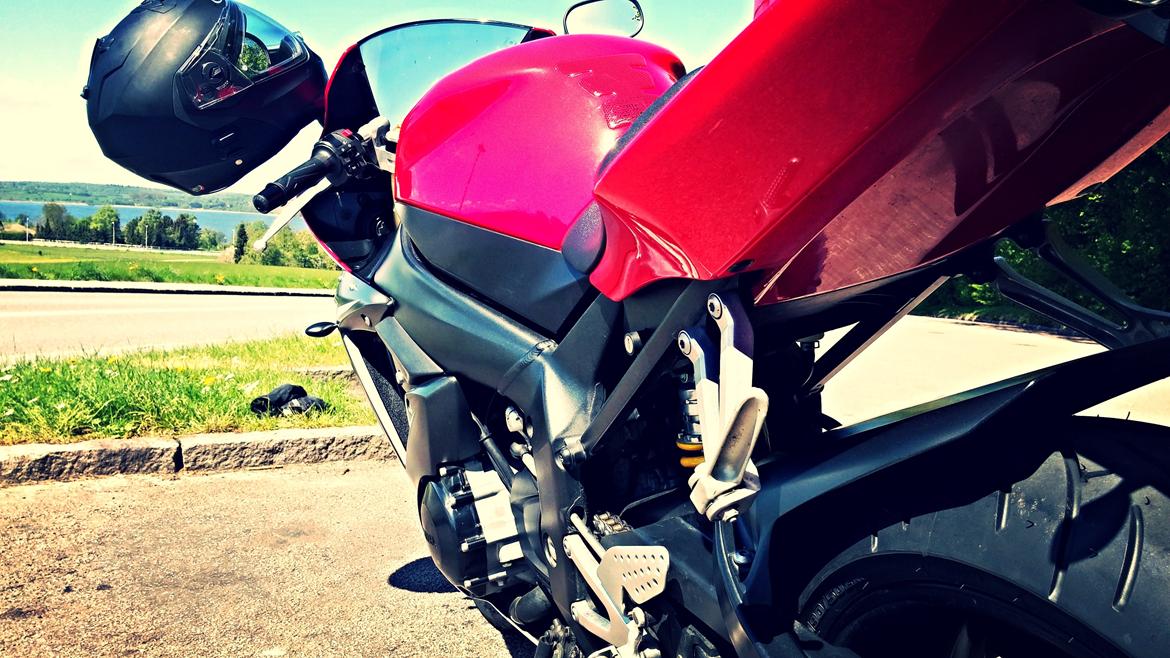 Yamaha YZF R1 billede 9