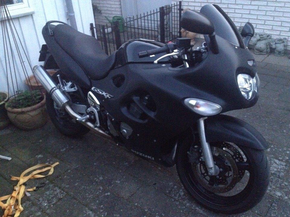 Suzuki GSX600F (Færdigt projekt) billede 8