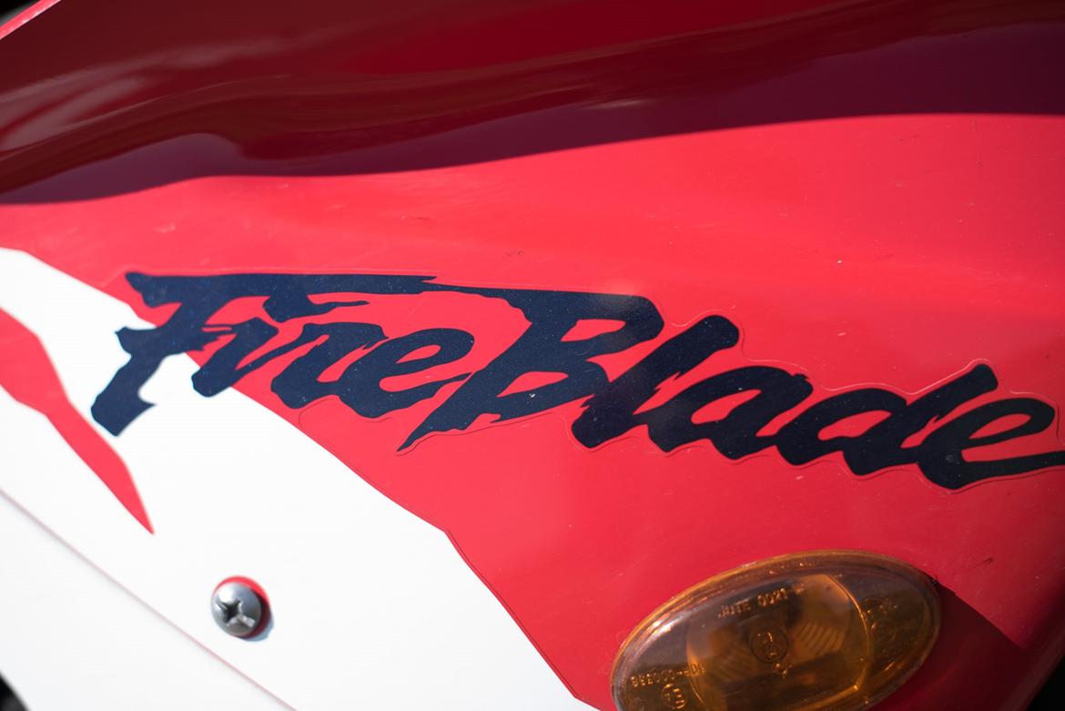 Honda CBR 900 RR billede 6