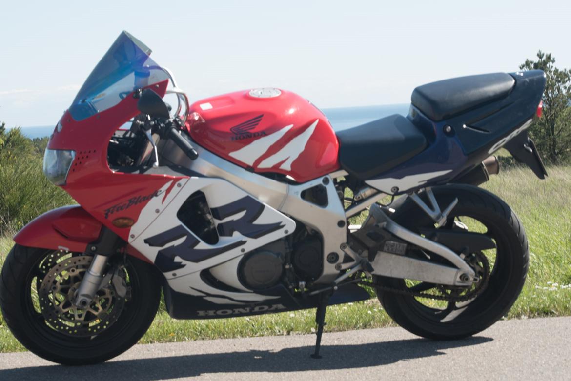 Honda CBR 900 RR billede 11