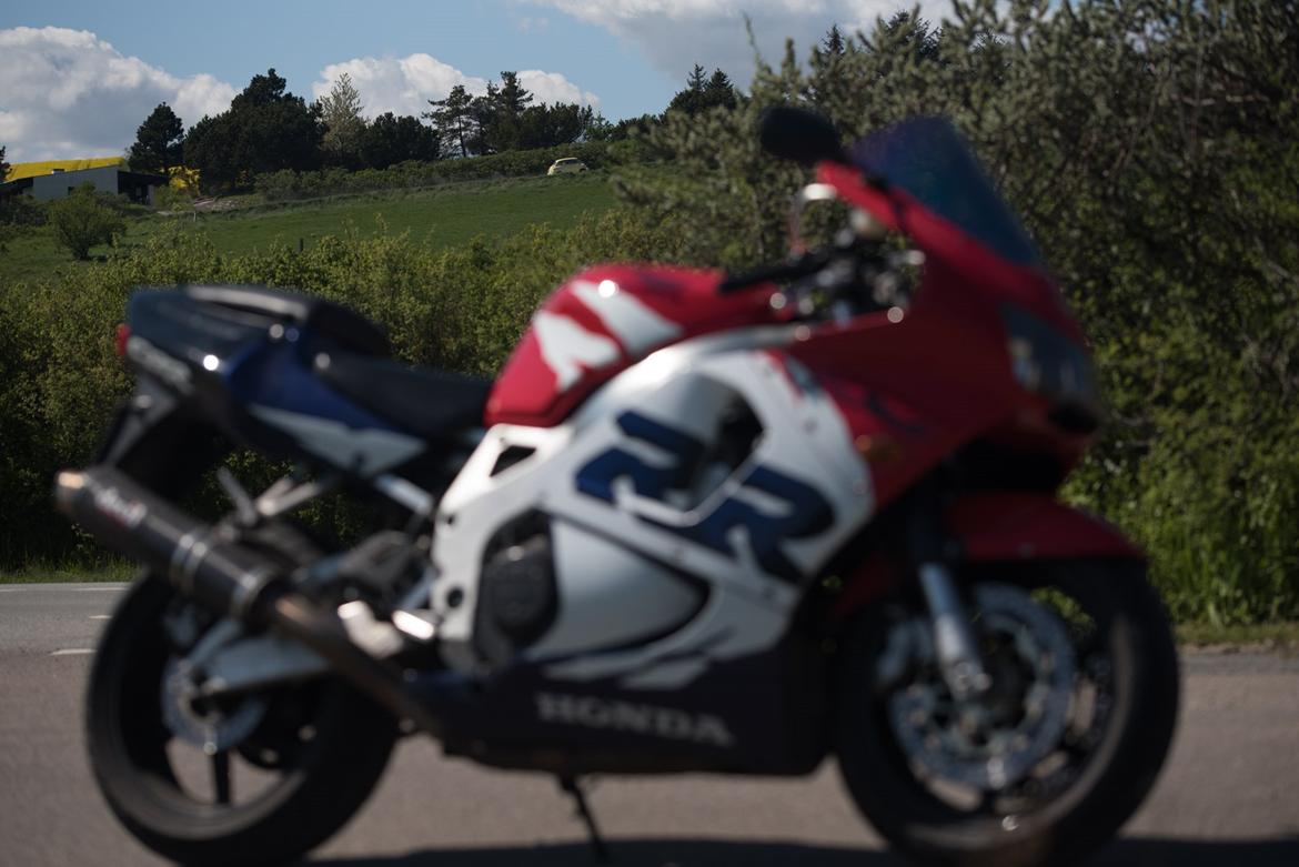 Honda CBR 900 RR billede 16