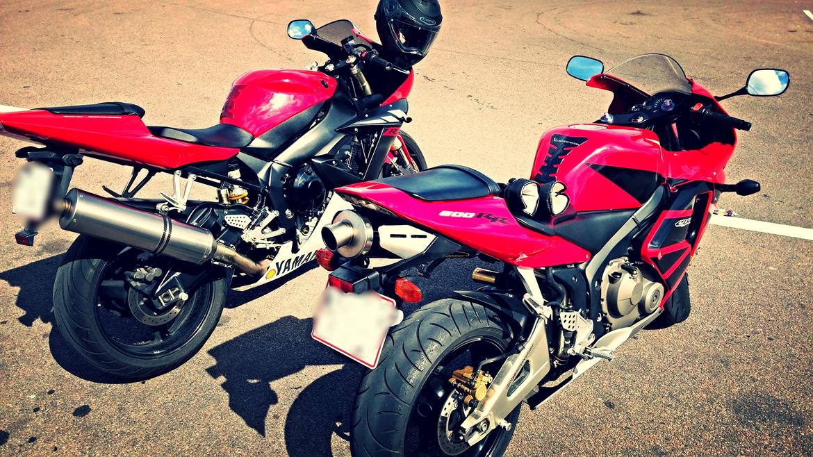 Yamaha YZF R1 billede 14