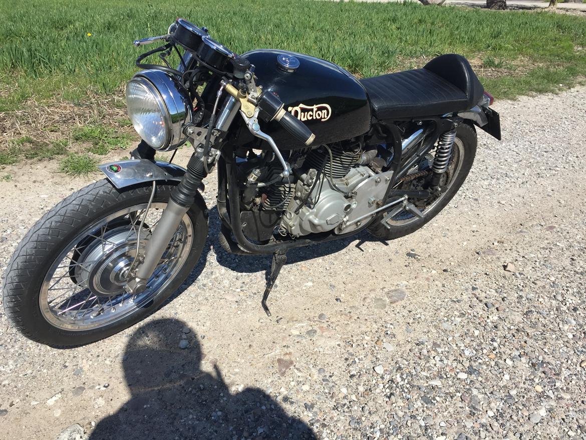 Norton ducton ( norton ,/ ducati moror) billede 5