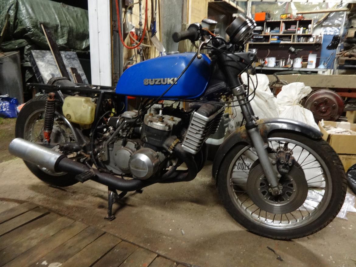 Suzuki GT750 billede 3