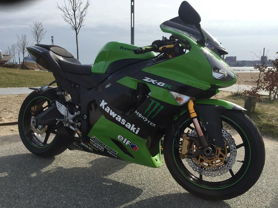 Kawasaki ZX6R (solgt) billede 1