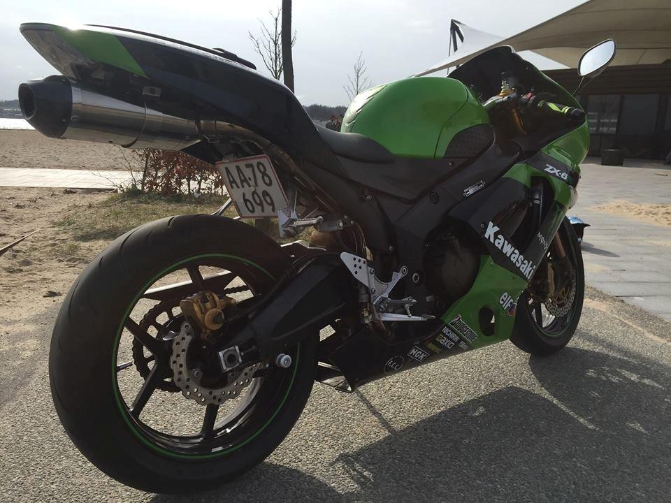 Kawasaki ZX6R (solgt) billede 2