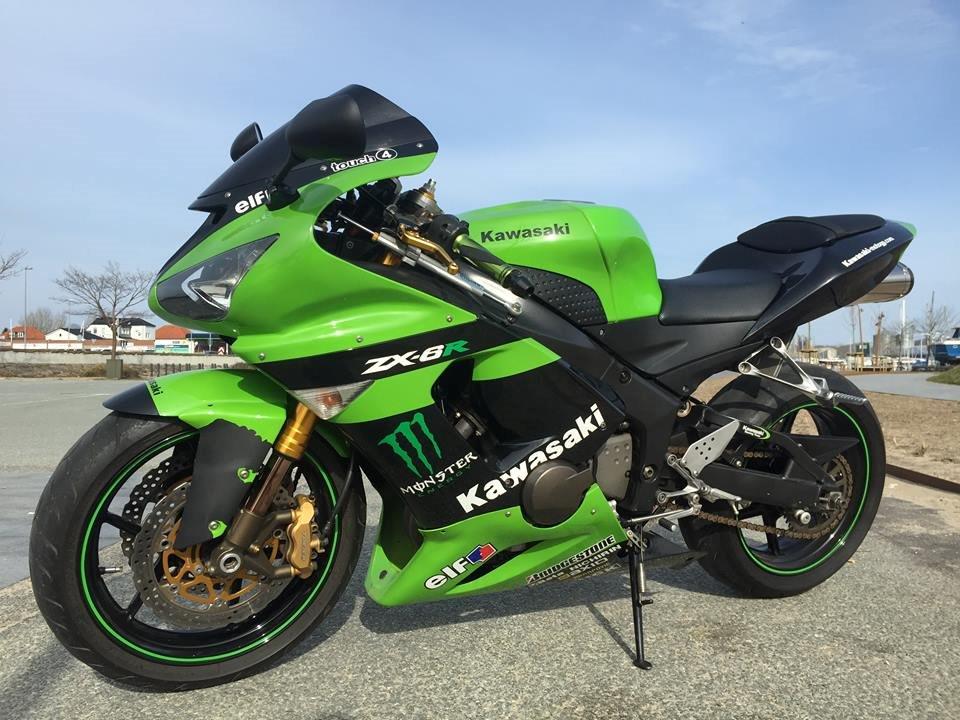 Kawasaki ZX6R (solgt) billede 3