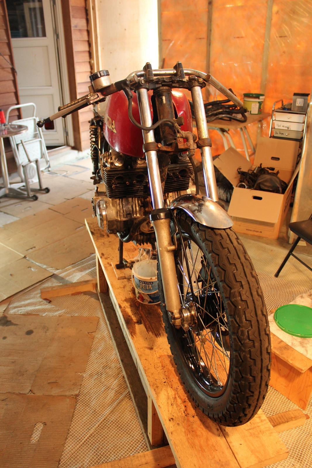 Honda Cb 400 Four Cafe Racer billede 9