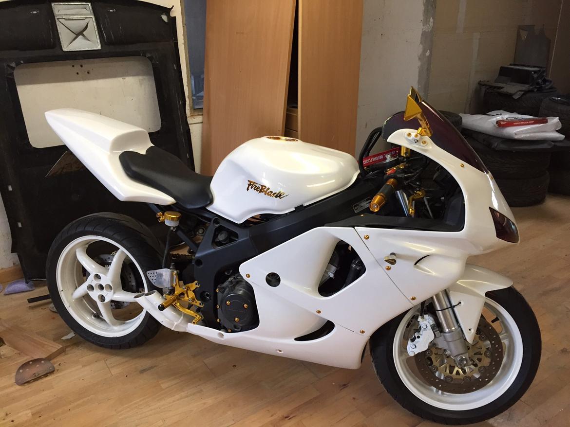 Honda CBR900RR Fireblade billede 40