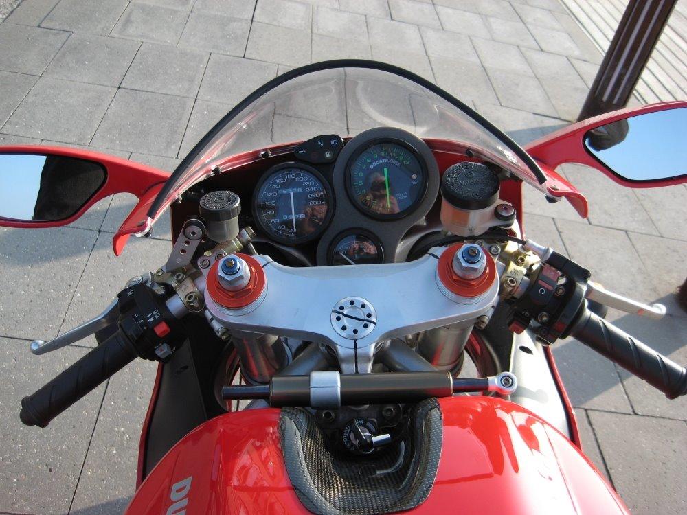 Ducati 748 (solgt) billede 5