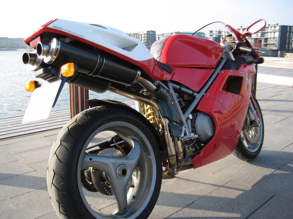 Ducati 748 (solgt) billede 2