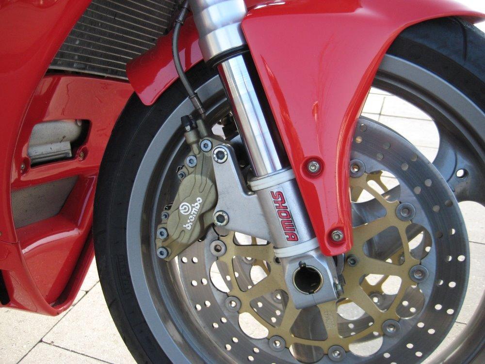 Ducati 748 (solgt) billede 8