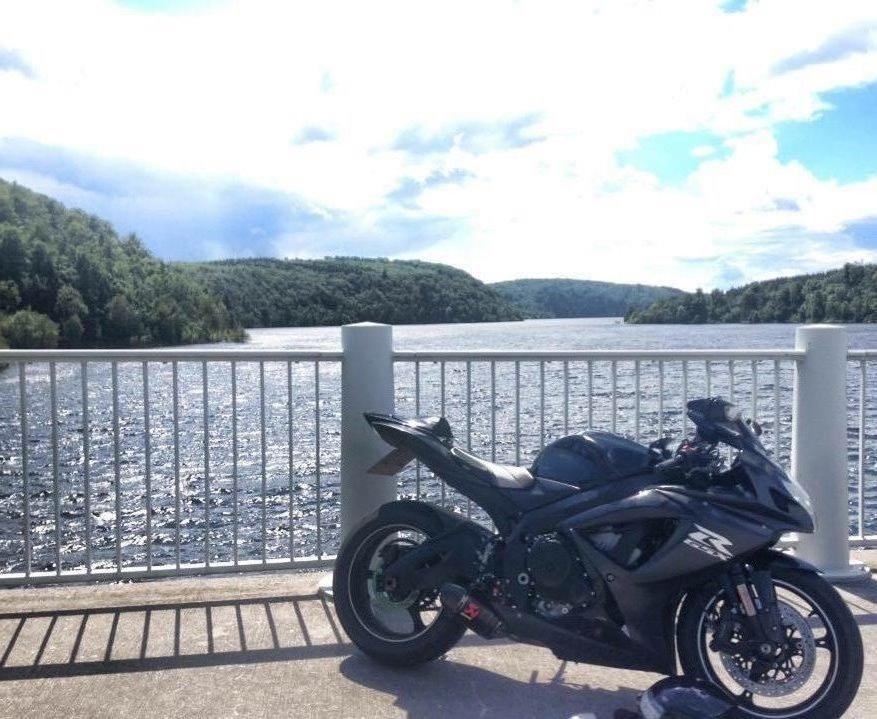 Suzuki GSXR750 K7 billede 12