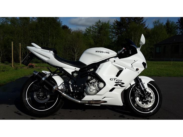Hyosung GT 650 R billede 1
