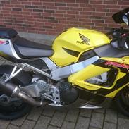 Honda cbr 929 rr