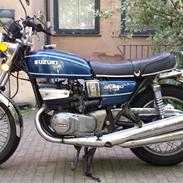 Suzuki GT 550