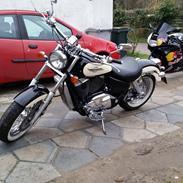 Honda VT 1100 ace (solgt)