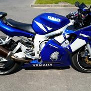 Yamaha R6 US