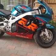 Honda Cbr 900 rr