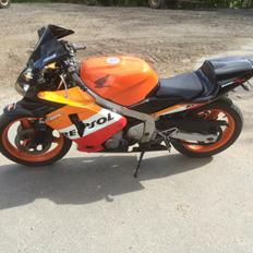 Honda CBR 600