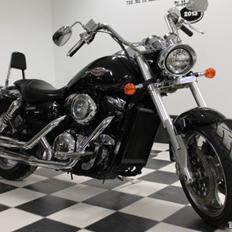 Suzuki VZ 1600 Marauder