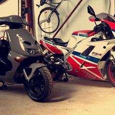 Aprilia sr 125