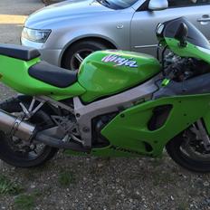 Kawasaki ZX7R