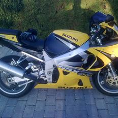 Suzuki gsx-r 750 k1 *solgt*