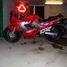 Suzuki gsx 600 f *solgt*