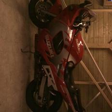 Suzuki gsx 600 f *solgt*