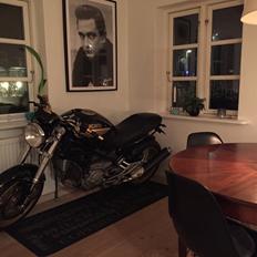 Ducati Monster 900 Dark ie