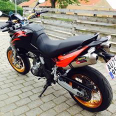 Aprilia Pegaso 650 factory